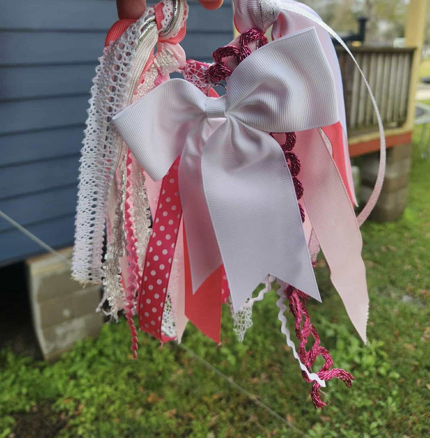 Bow/Pinks/Lace
