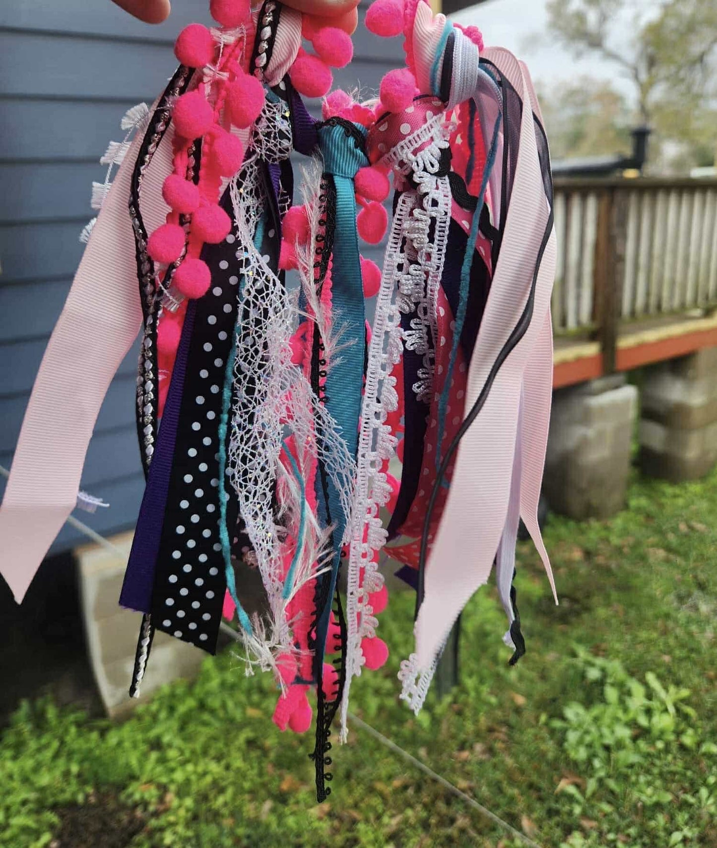 Pink Pom/Blue/Lace